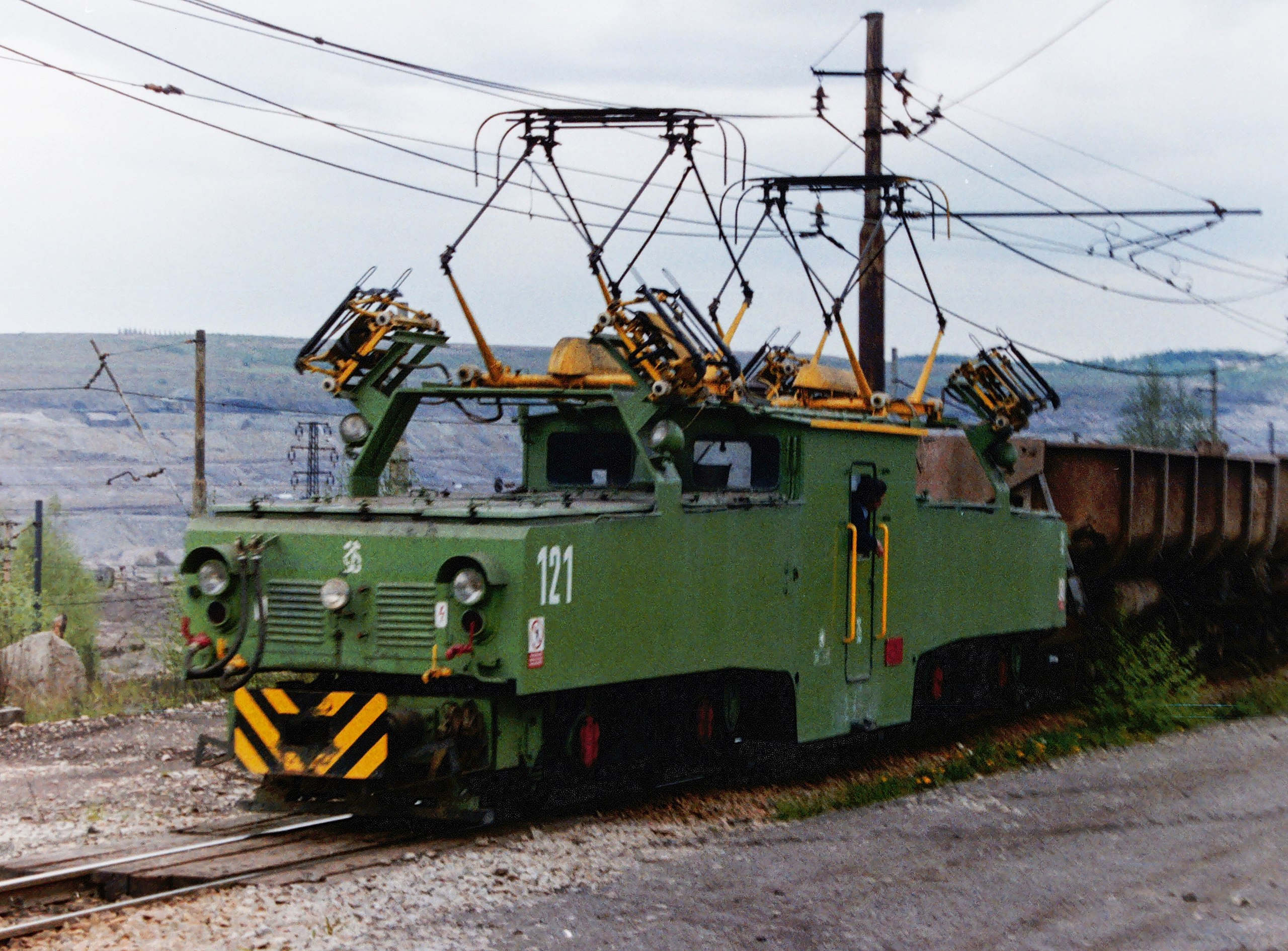 Locomotive électrique — Wikipédia