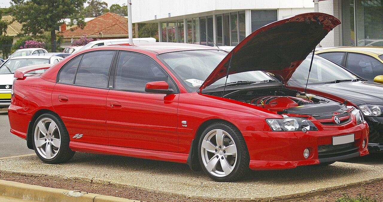 File:2002-2003 Holden Commodore (VY) SS sedan.jpg - Wikimedia Commons