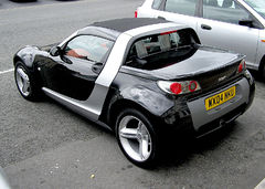 Мини спорт. Smart Roadster Brabus. Смарт родстер 2020. Smart Roadster Брабус. Mercedes Smart Roadster.