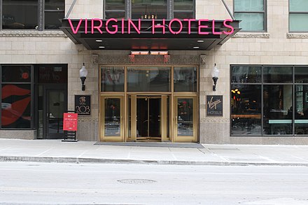 Девственница в отеле. Virgin отели. Верджин Хотелс. Virgin Group здание. Virgin Hotels душые.
