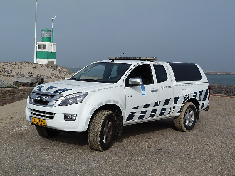 File:2016 Isuzu D-Max Rijkswaterstaat (53250386878).jpg