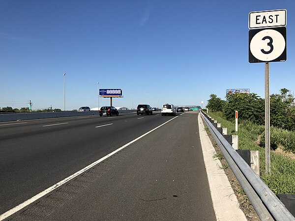 Route 3 eastbound past Route 17 in Rutherford