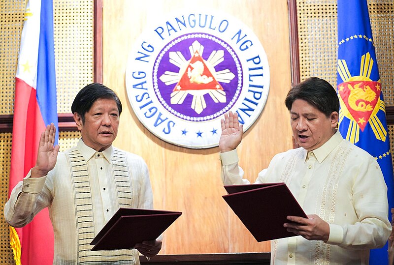 File:20230710 - PBBM Gadon Presidential Adviser for Poverty Alleviation oathtaking.jpg