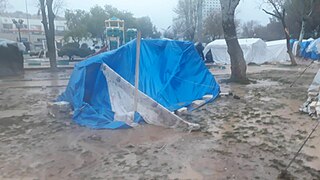 Adıyaman'da selden zarar gören depremzedeye ait bir çadır