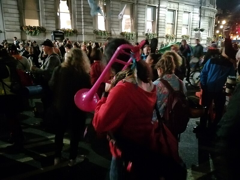 File:9.10.9 Extinction Rebellion in Trafalgar Square 11 (48874900982).jpg