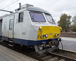 Henricot-koppeling op een NMBS elektrisch treinstel met aparte Westinghouserem en head-end power verbindingen