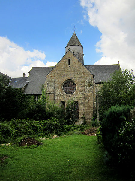 File:Abbaye Blanche de Mortain - Chevet de l'abbatiale.JPG