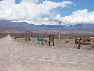 Acceso al Parque Nacional El Leoncito.jpg