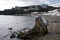 温泉街遠景、手前は福浦