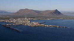 Vista aérea de julho de 2008 de Akranes.