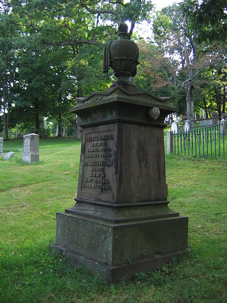 File:Albany Rural Cemetery 05.jpg