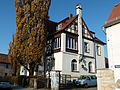 Bauernhof mit Wohnhaus sowie Seitengebäude und Scheune