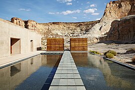 Spa reflection pool