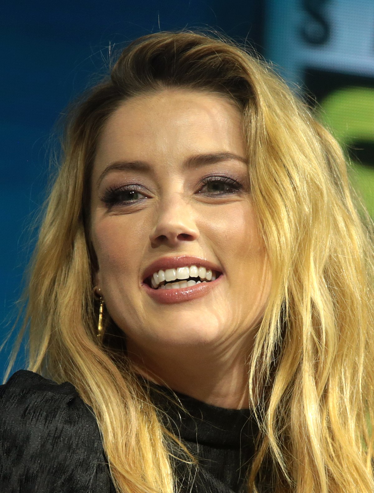 Amber Heard - Wikipedia