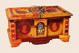 Anonymous Amber inkwell 01.jpg