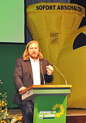 Hofreiter auf dem Ersten klei­nen Parteitag von Bündnis 90 / Die Grünen in München, 2016