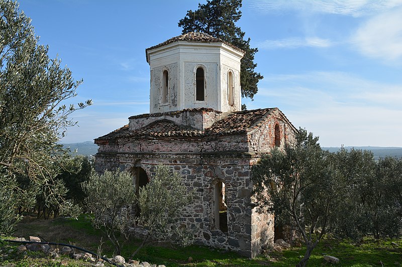 File:Ayvalık, Balıkesir - Çanakkale Yolu, Şapel (Eski Yunan Kilisesi) 01.jpg