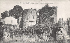 Blanquefort, les ruines du château