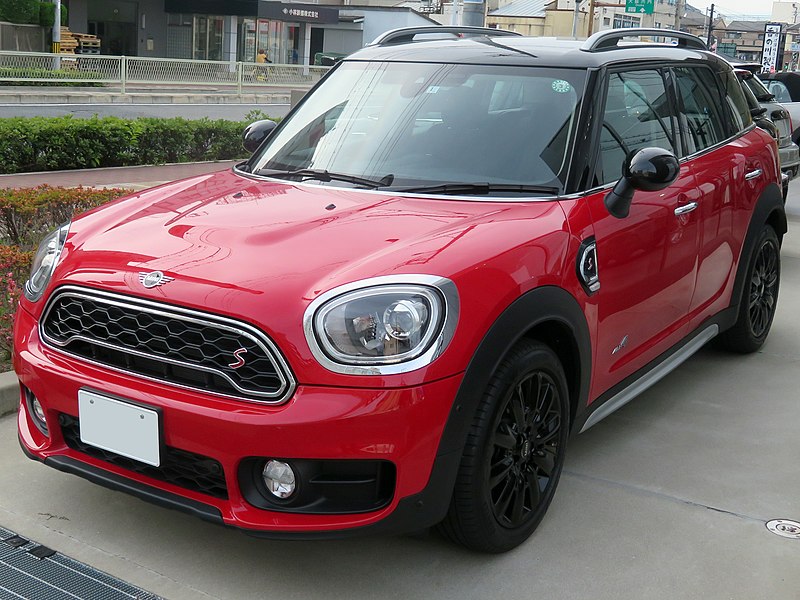 File:BMW MINI COOPER SD CROSSOVER (F60) front.jpg