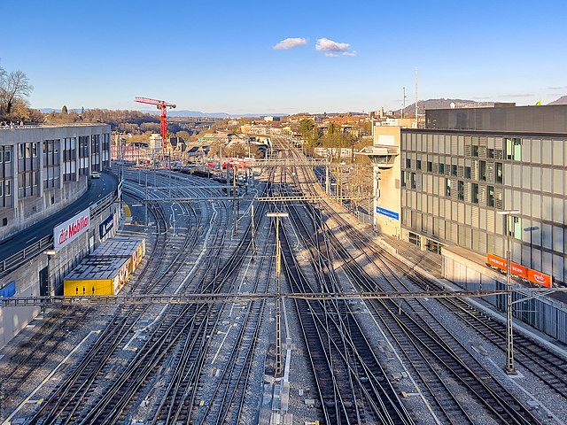 Most of the long-distance trains pass through the north exit of the station.