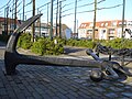 Biezelinge, ancre sur la place de la marché, ancien port