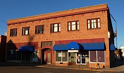 Bisbee Hotel - Klamath Falls Oregon.jpg