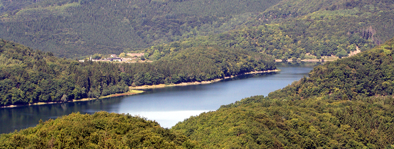 File:Burg Vogelsang Seeblick1.png