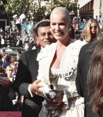 Kasem and his wife Jean at the 1993 Emmy Awards