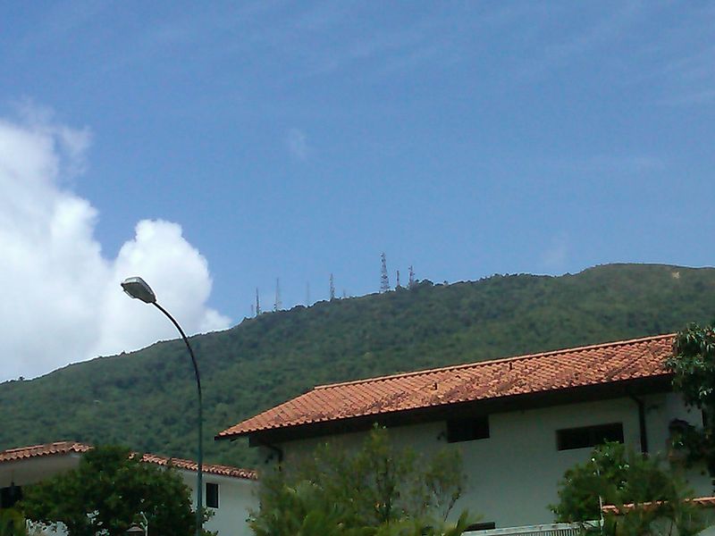 File:Cerro El Volcán 2013 003.jpg