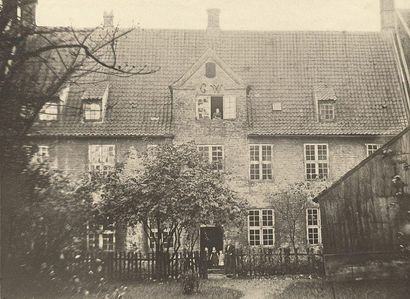 File:Collegium anno 1864.jpg