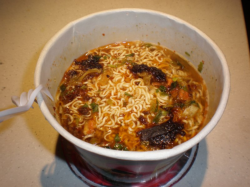 File:Cup of cooked Roasted Beef Noodle.JPG