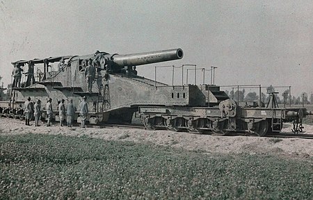 Fail:Cyclone-French-320th-artillery-5_Sept-1917-Belgium.jpg