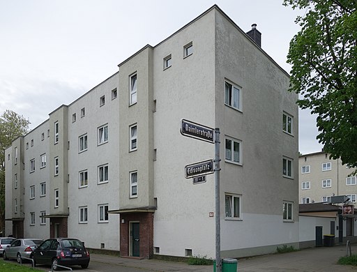 Daimlerstraße Ecke Edisonplatz (Düsseldorf), 2019 (01)