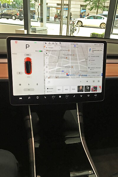 File:Digital control screen Tesla Model 3 DCA 08 2018 0268.jpg