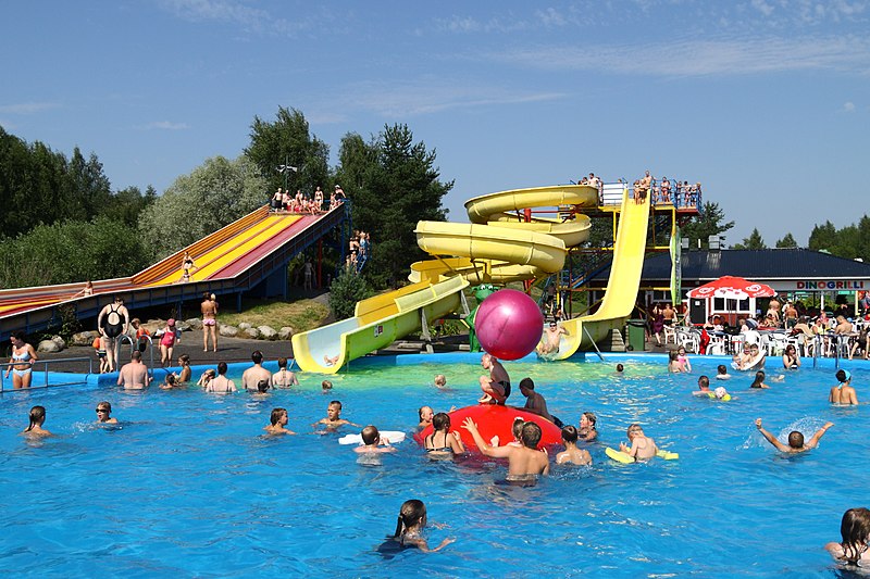 File:Dinosauria water slides.jpg