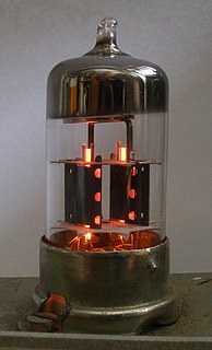 Triode electronic device having three active electrodes; the term most commonly applies to a single-grid amplifying vacuum tube