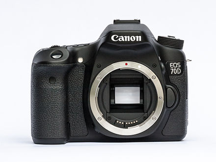 Canon EOS 70D APS-C digital SLR with lens removed
