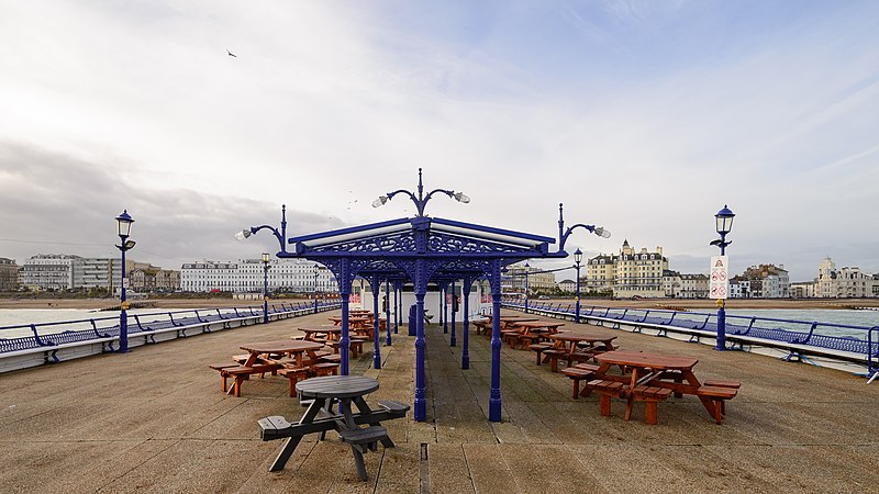 File:Eastbourne Pier March 2017 06.jpg