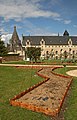 Fontevraud vue des jardins.