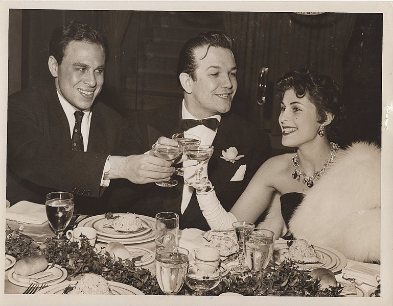 File:George London, Fernando Corena and Roberta Peters.jpg