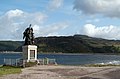 Glenelg Bay with the village war memorial. (geograph 2422685).jpg