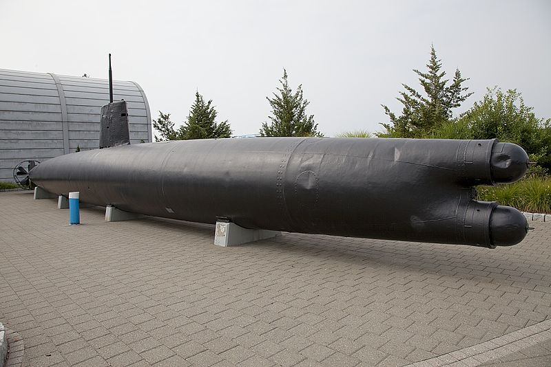 File:HA-8, Japanese midget submarine, Submarine Force Library & Museum, Groton, Connecticut.jpg