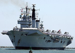 HMS Invincible (R05).jpg