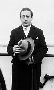Heifetz pada tahun c. 1920
