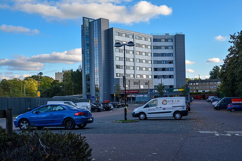 File:Hemel Hempstead , Hemel Gateway - geograph.org.uk - 5979225.jpg