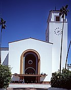 The story was filmed on location in Monterey and Los Angeles, California including Union Station Highsmithunionstationfacadeclocktower.jpg