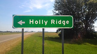 <span class="mw-page-title-main">Holly Ridge, Mississippi</span> Unincorporated community in Mississippi, United States