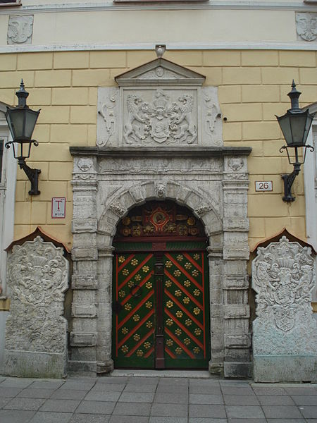 File:House of the Brotherhood of Blackheads in Tallinn1.JPG