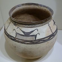Jar, Giyan IV type, Western Iran, 2500-2000 BC, earthenware with slip-painted decoration Jar, Giyan IV type, Western Iran, 2500-2000 BC, earthenware with slip-painted decoration - Cincinnati Art Museum - DSC03958.JPG