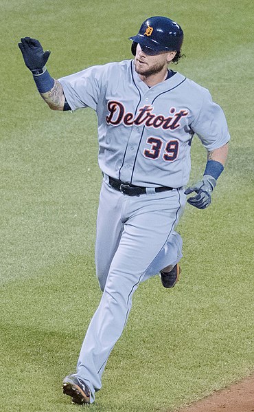 File:Jarrod Saltalamacchia on May 12, 2016.jpg